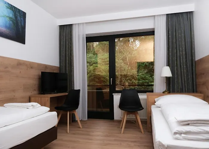 Хостел Forest *